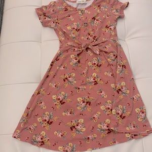 Girls, Pink flower dress